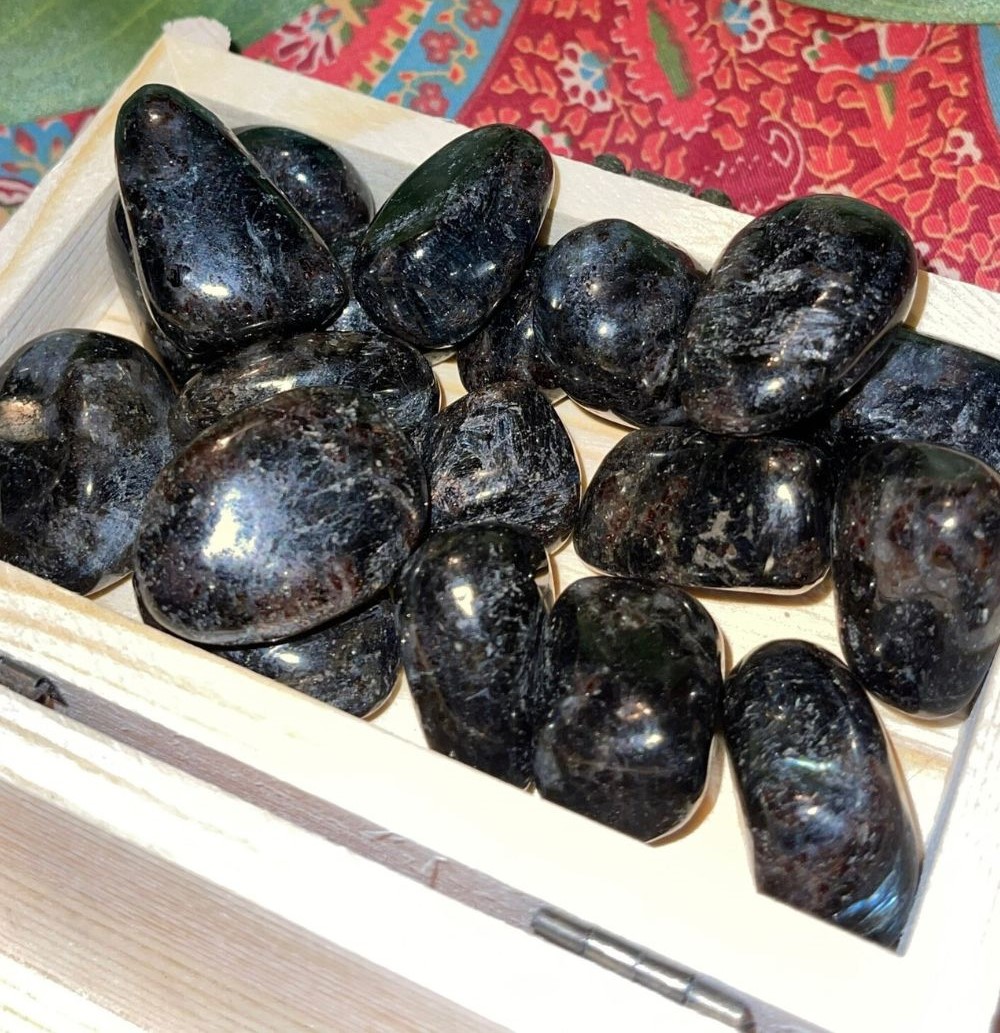 Arfvedsonite Tumble Stone