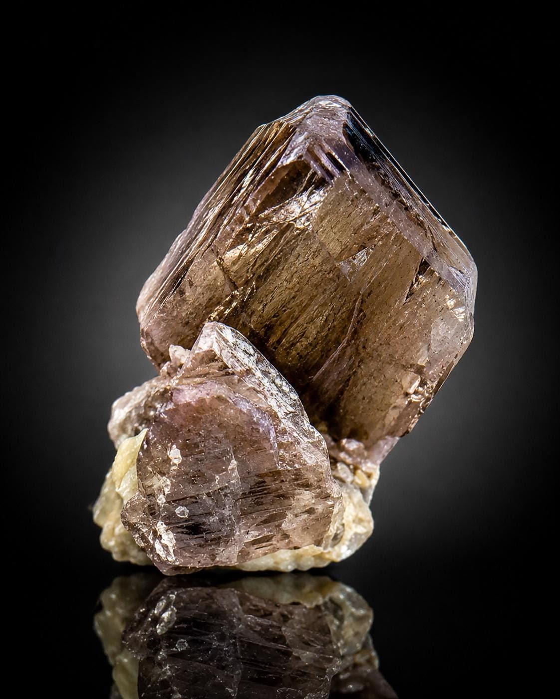 Axinite