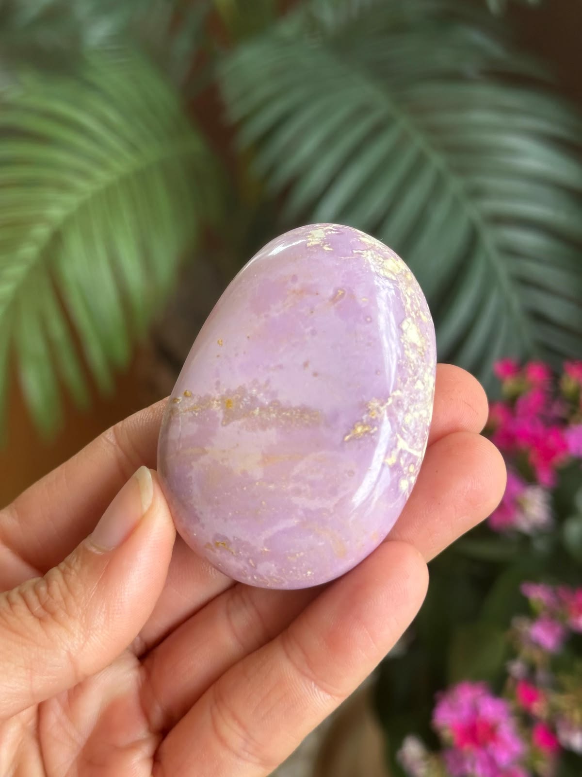Phosphosiderite Palm Stone