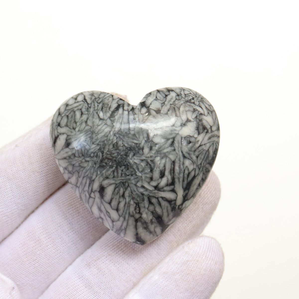 Pinolite Heart
