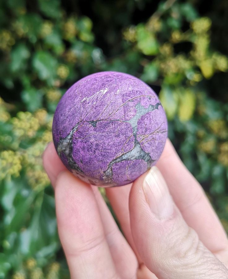 Purpurite Sphere