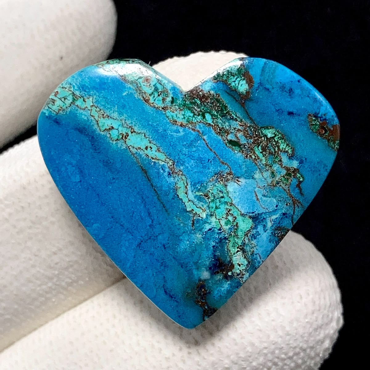 Shattuckite Heart