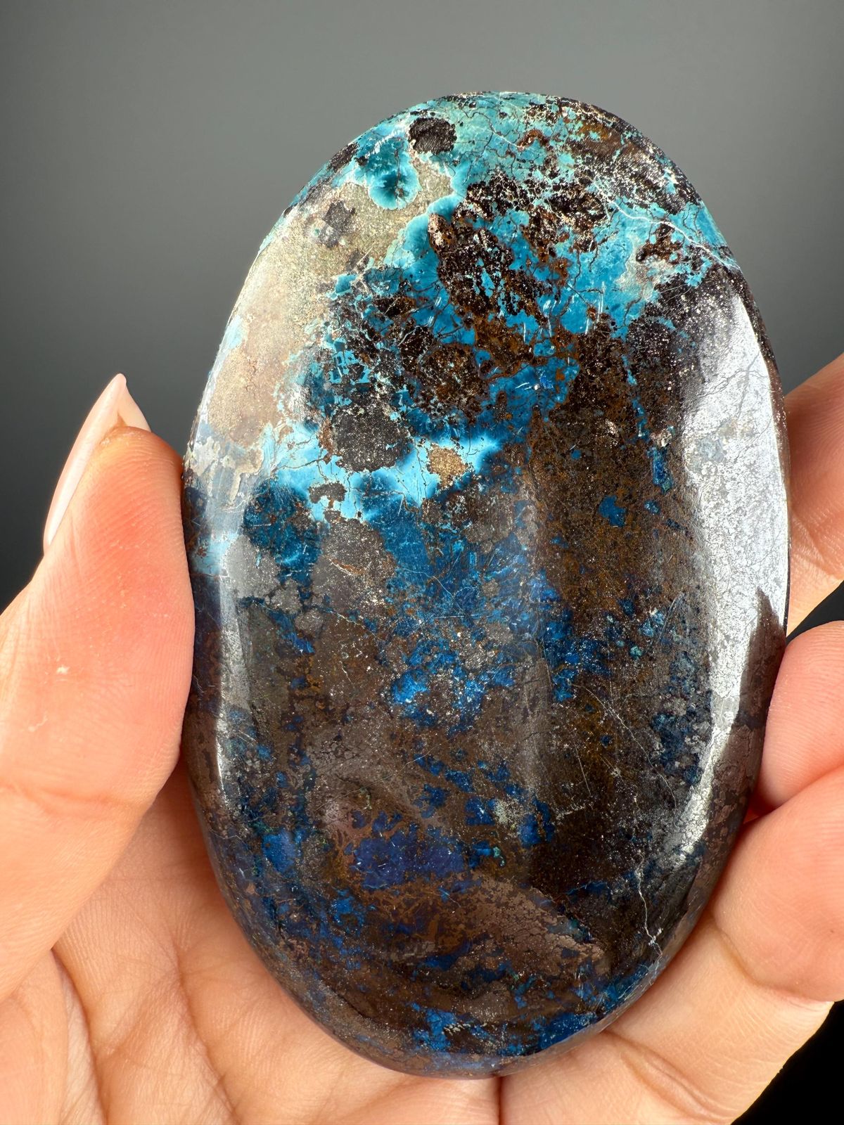Shattuckite Palm Stone